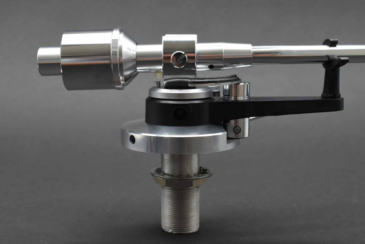 Denon Genuine Semi-Long S-Shaped Tonearm