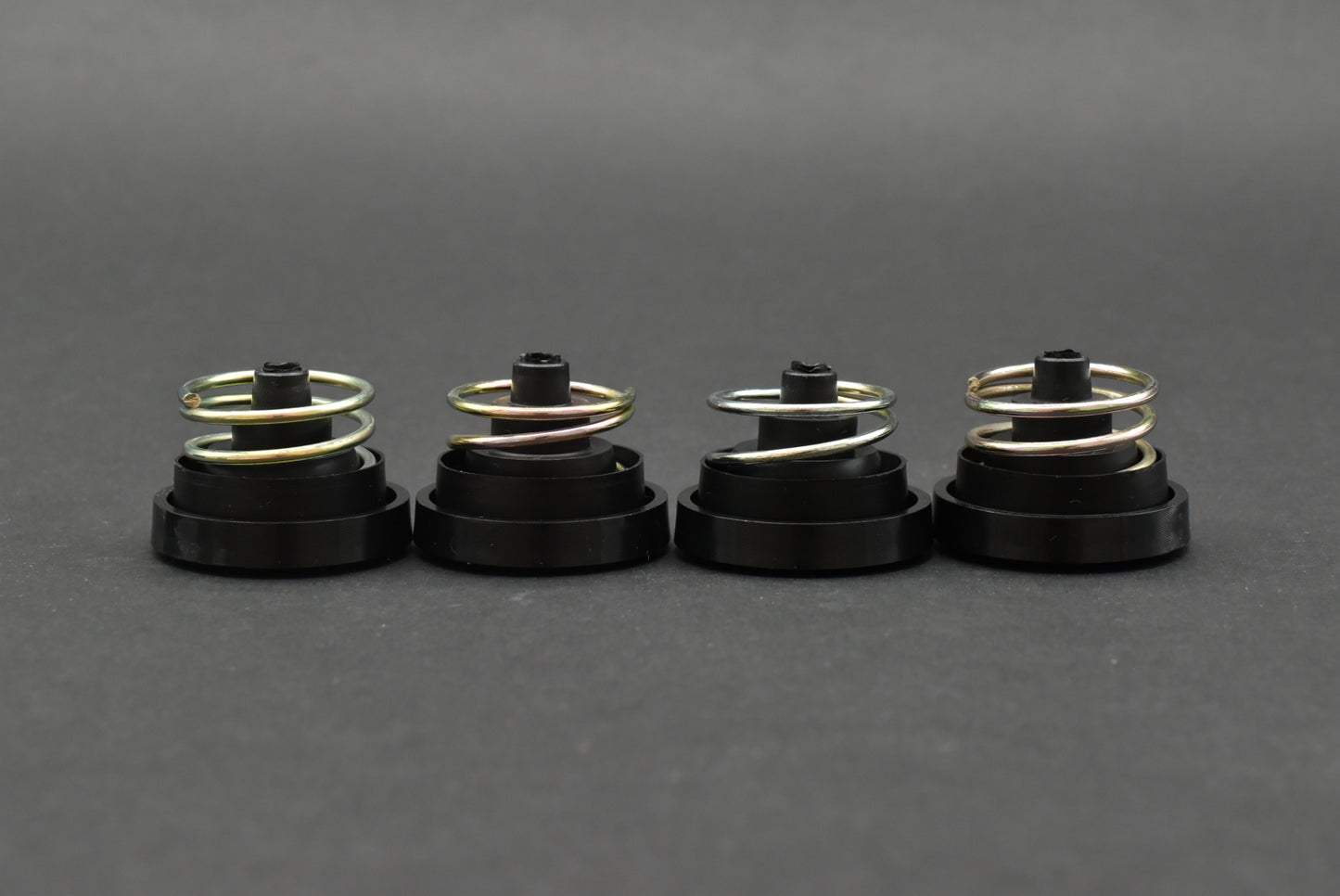 Technics SL-7 Insulator Feet (4pcs) – Also Compatible with SL-10