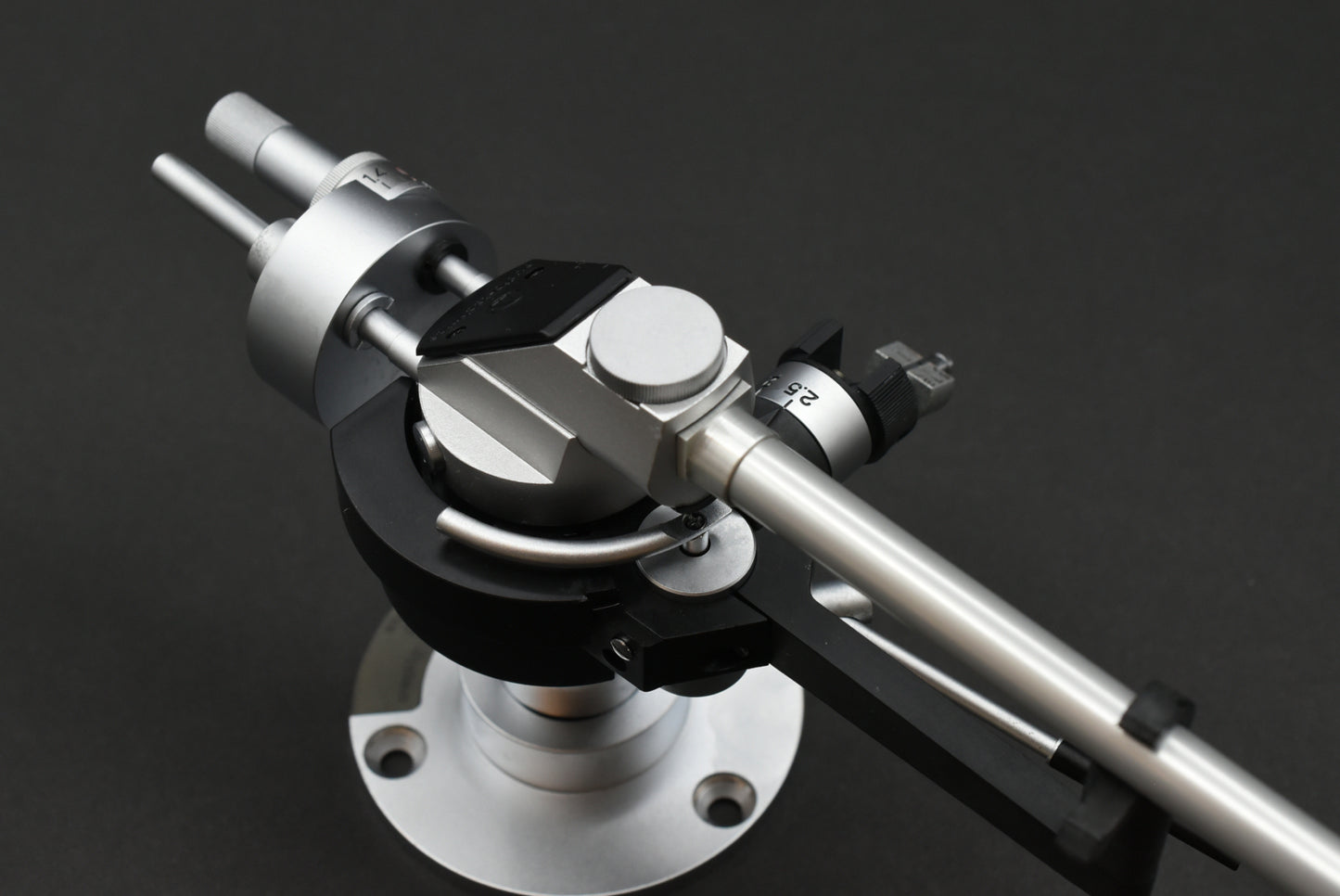 Audio-Technica AT-1100 Straight Tonearm with ASP-1 Base – Pure Silver Lead Wires