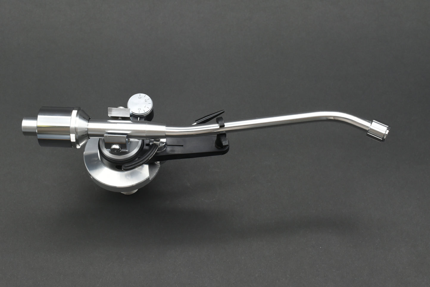 Denon Genuine Semi-Long S-Shaped Tonearm