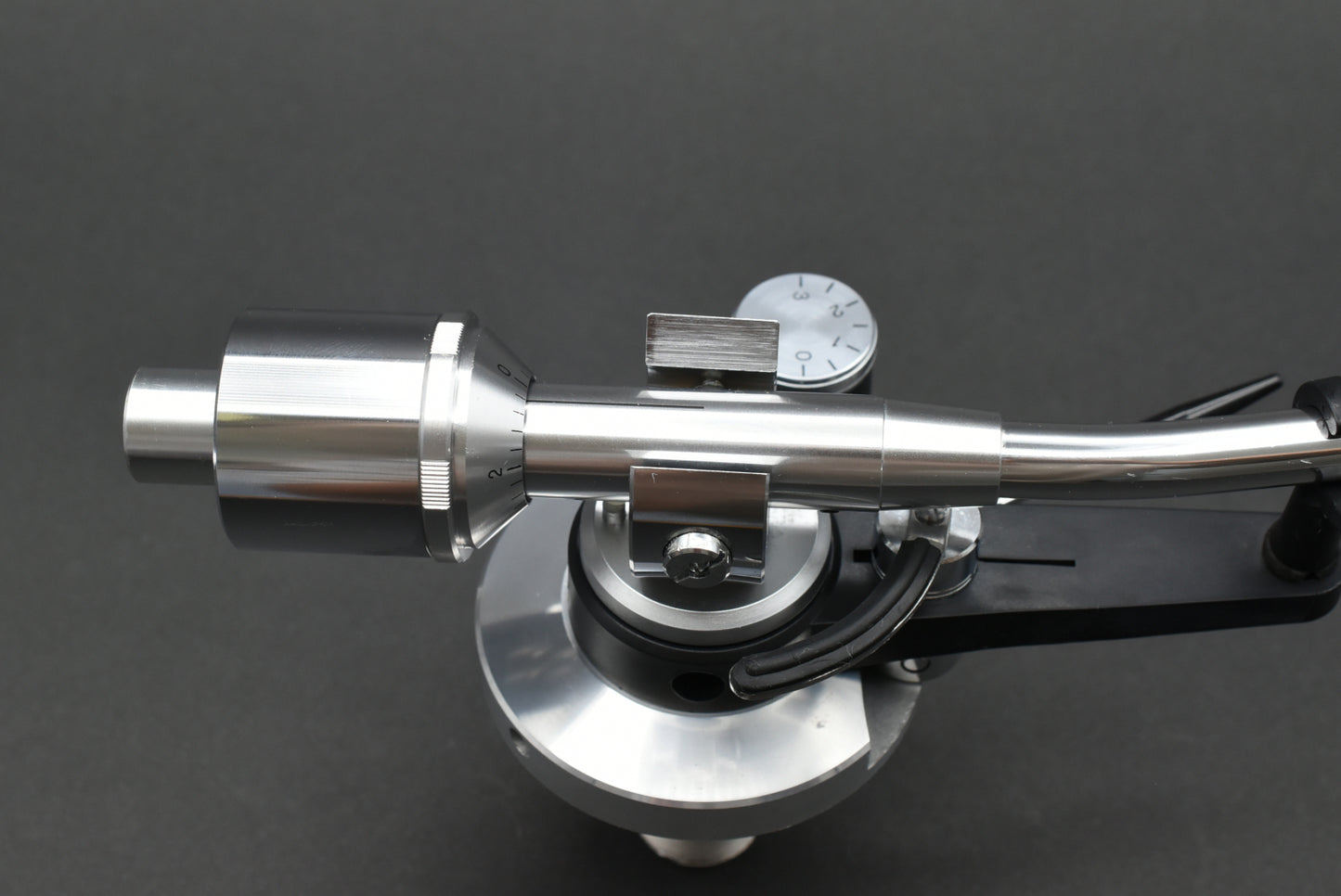Denon Genuine Semi-Long S-Shaped Tonearm