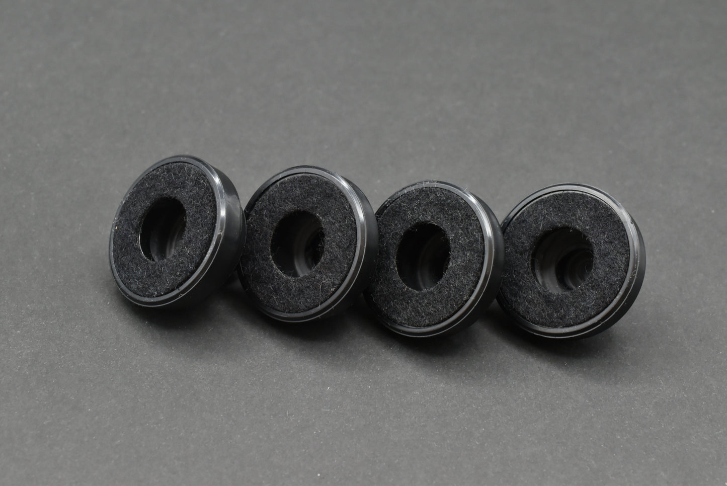Technics SL-7 Insulator Feet (4pcs) – Also Compatible with SL-10