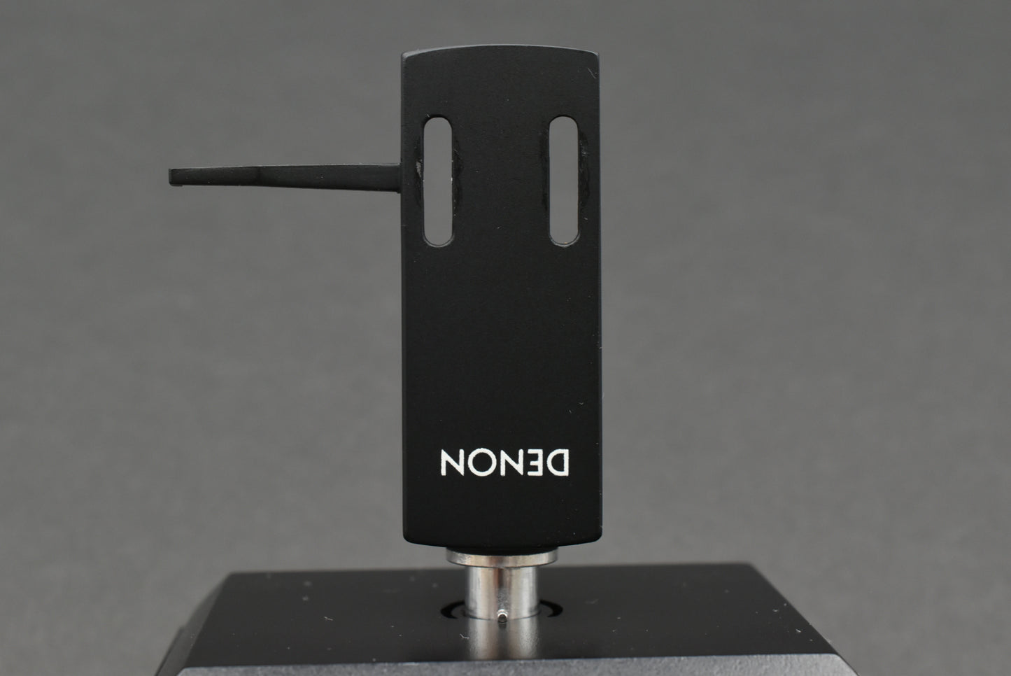 Denon PCL-5 Headshell - 6.1g 【Ships from US🇺🇸】