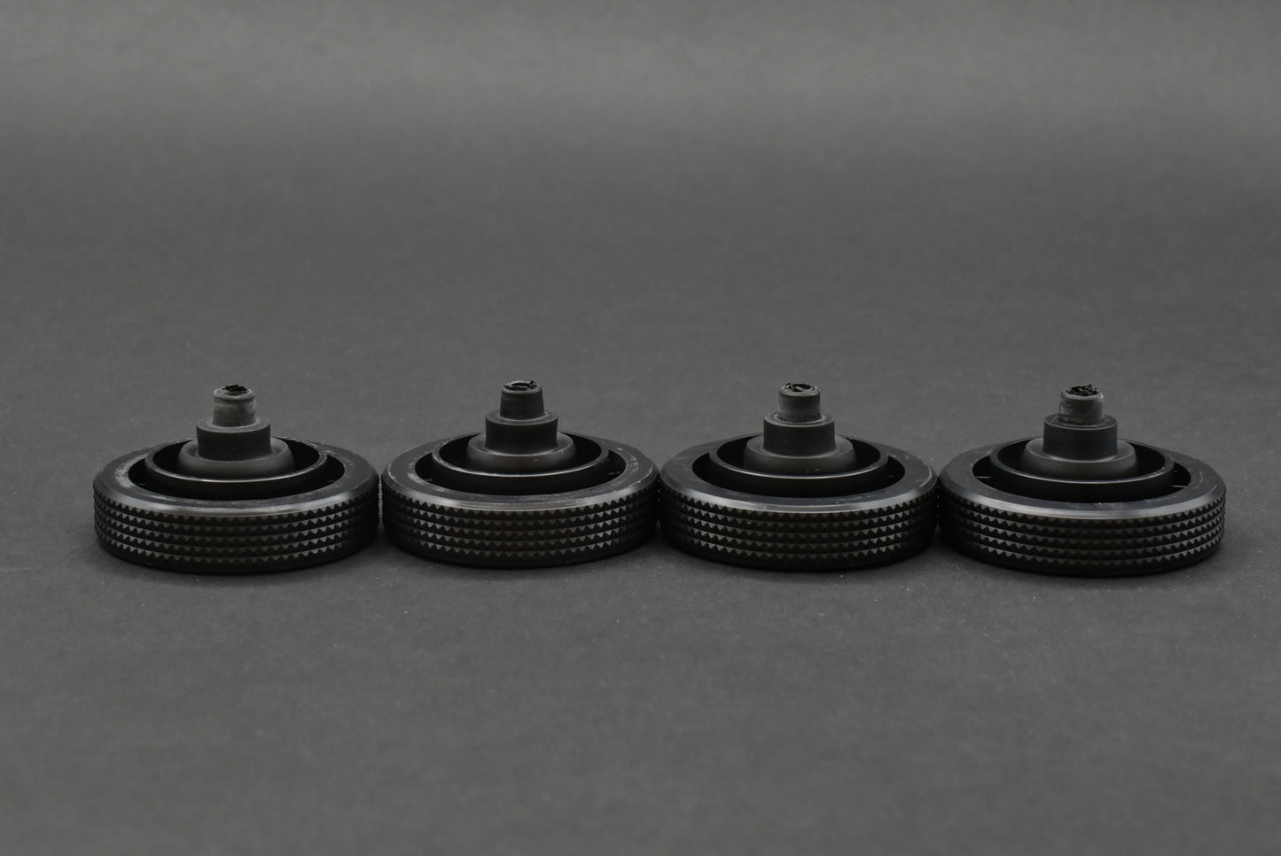 Technics insulator feet (4pcs) SL-D1 D2 D3 D33 Q2 Q3 Q33 Q22 (01)