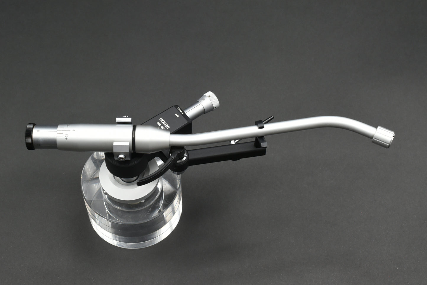 Denon DA-307 Tonearm