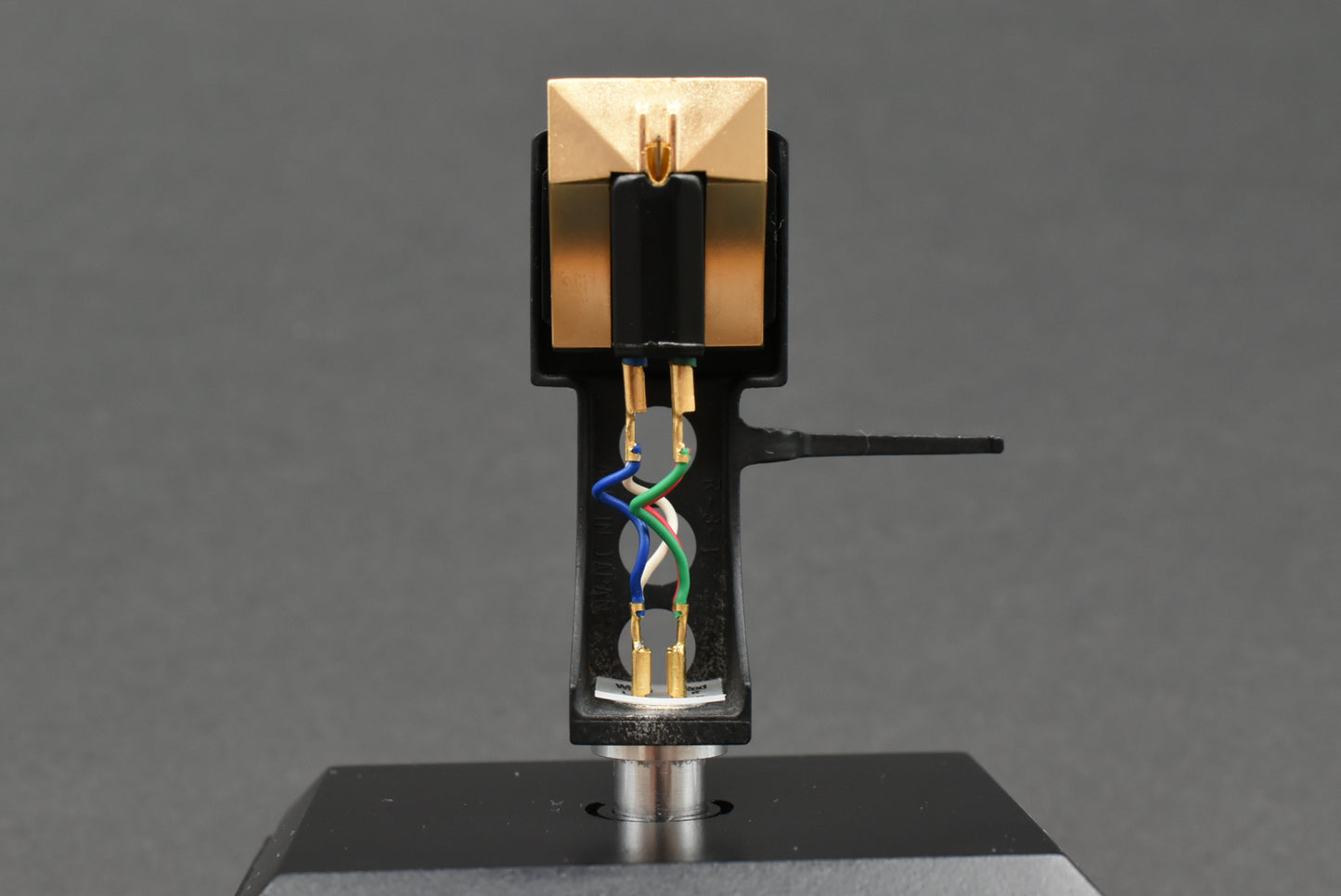 Technics EPC-205C-IIL MM Cartridge SH-98 Headshell - Titanium Pipe Cantilever