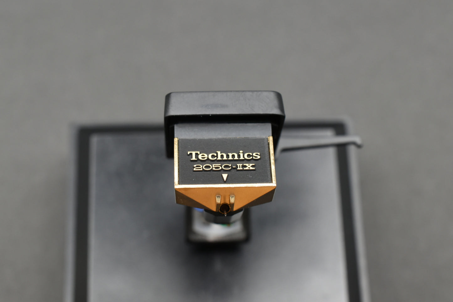 Technics EPC-205C-IIL MM Cartridge SH-98 Headshell - Titanium Pipe Cantilever