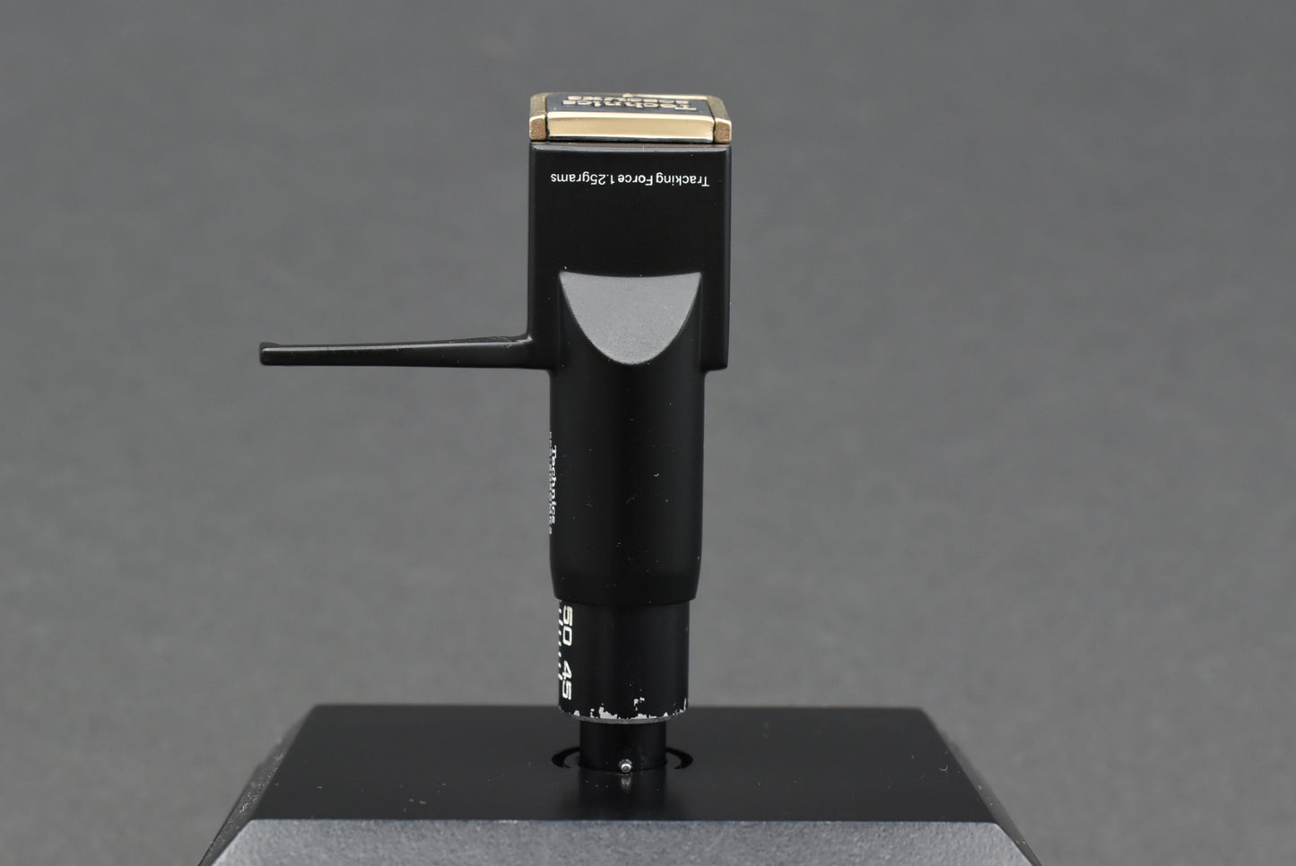 Technics EPC-205CMK3 MM Cartridge – Boron Pipe Cantilever