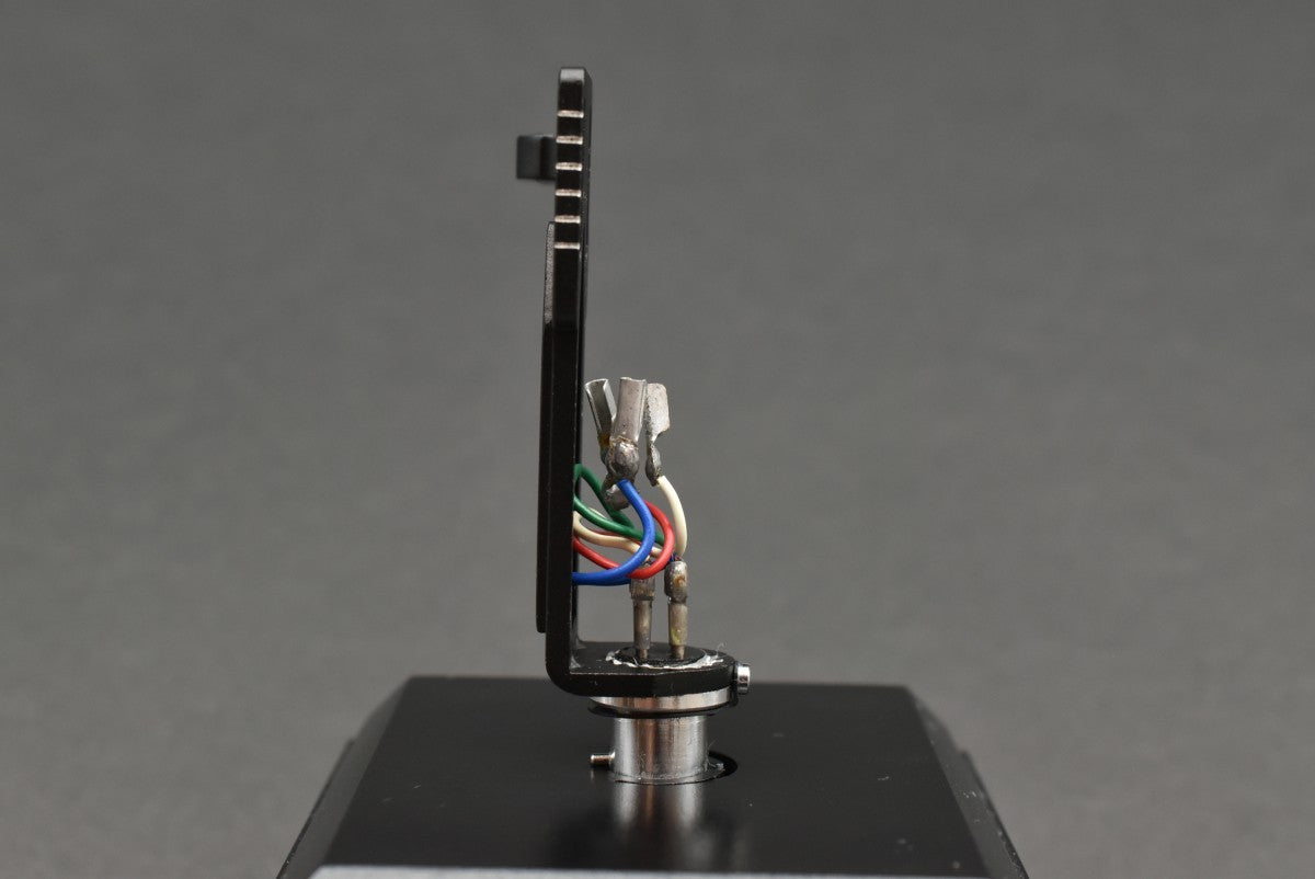 ADC Headshell (SAEC OEM) / 7.3g【Ships from US🇺🇸】