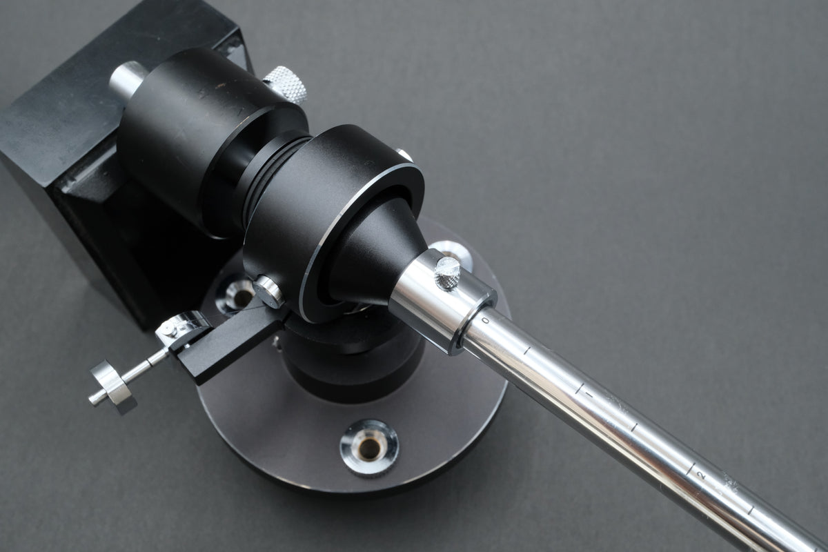 Audio-Technica AT-1501 MKIII 12" Long Tonearm (02)