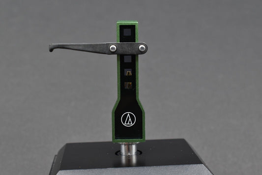 Audio-Technica Audio Technica D-7 Green Color Headshell shell / 8.2g – turntable headshell – precision mounting accessory for cartridges