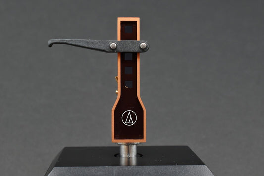 Audio-Technica Audio Technica D-7 Orenge Color Headshell 8.2g / 02 – turntable headshell – precision mounting accessory for cartridges