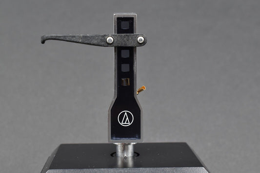 Audio-Technica Audio Technica D-7 Silver Headshell shell / 8.2g – turntable headshell – precision mounting accessory for cartridges