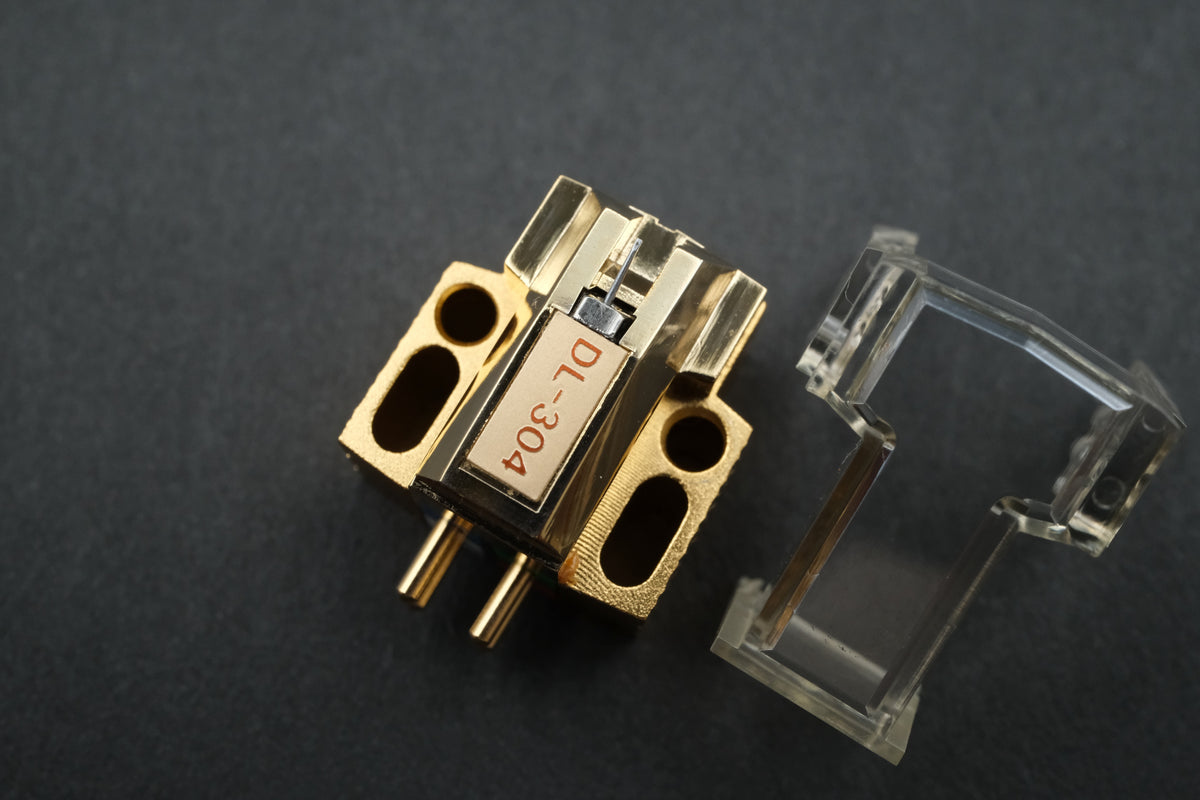 Denon DL-304 MC Cartridge (02)