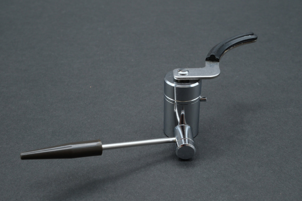 Denon DP-60M Tonearm Lifter