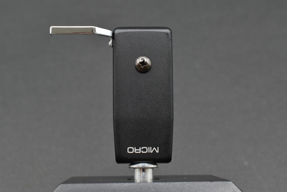 Micro Seiki MICRO Vintage Headshell / 11.8g  01 – turntable headshell – precision mounting accessory for cartridges