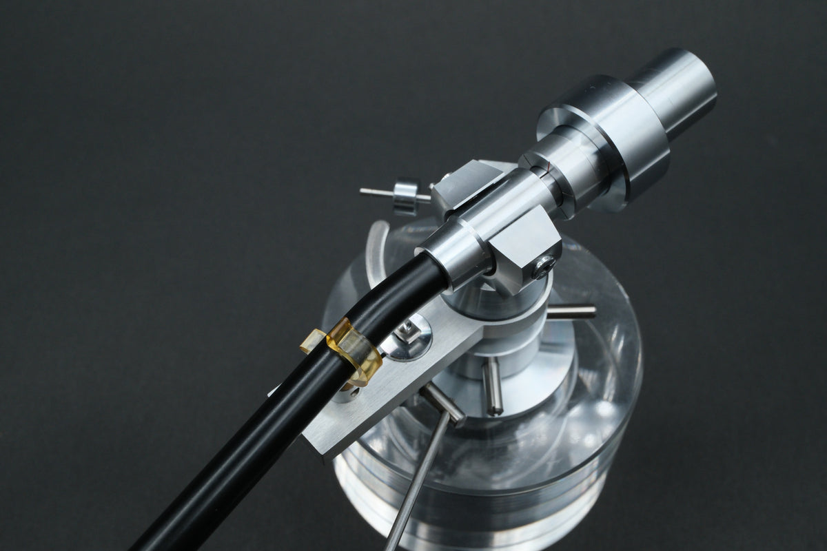 Pioneer PA-1000 Carbon Fiber Tonearm (03)