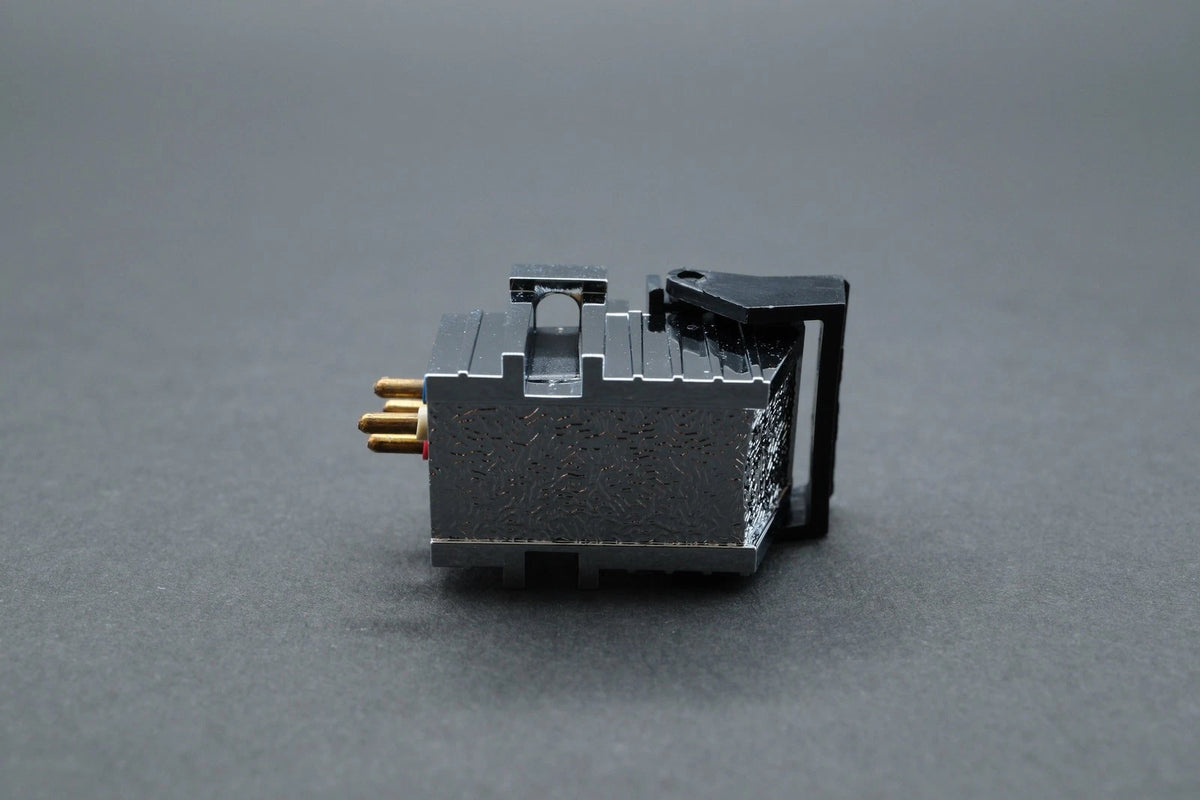 Shure V15 Type III MM Cartridge with VN35E Stylus (01)