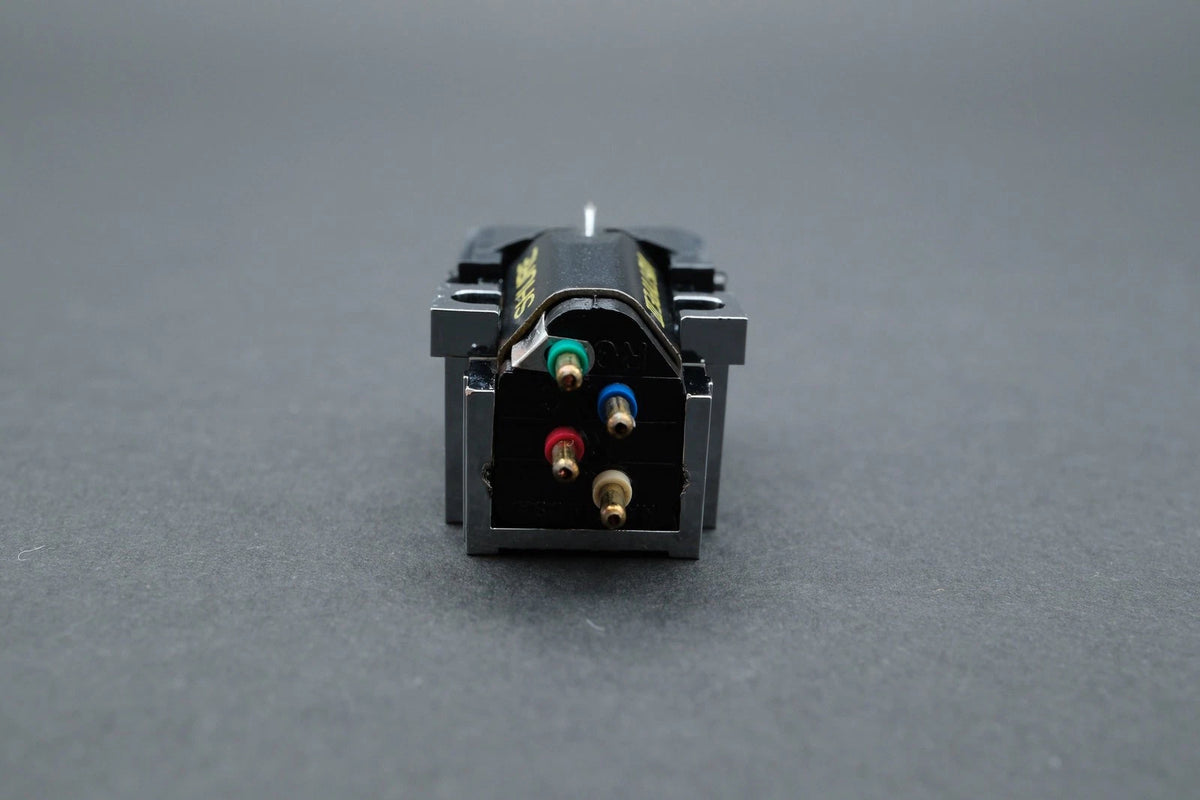 Shure V15 Type III MM Cartridge with VN35E Stylus (01)