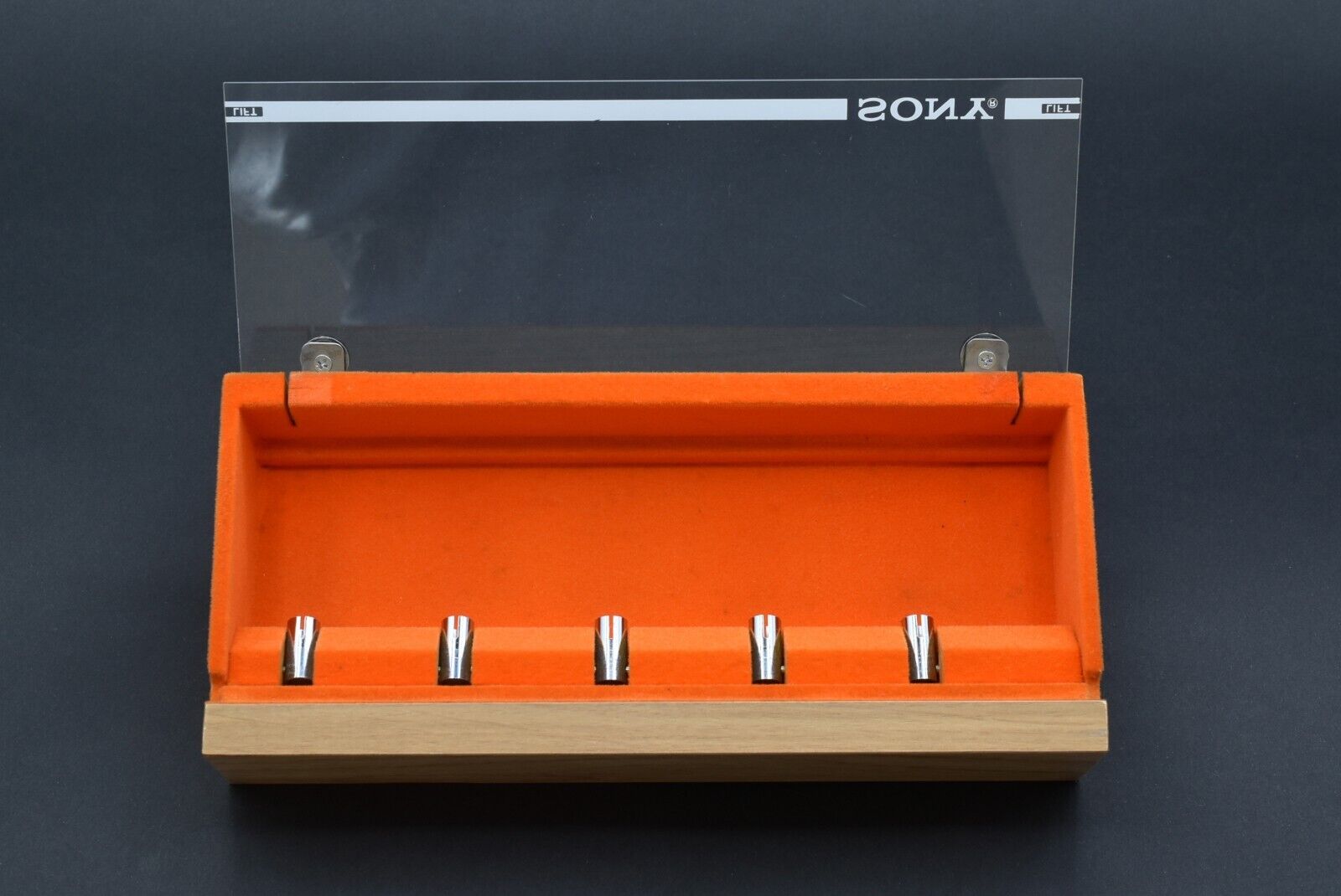 SONY CC-5 Cartridge Keeper Headshell Case Box Holder / 03