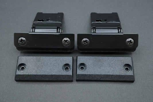 Technics SL-1300MK2 / SL-1400MK2 / SL-1500MK2 Dust Cover Hinge Bracket (03)