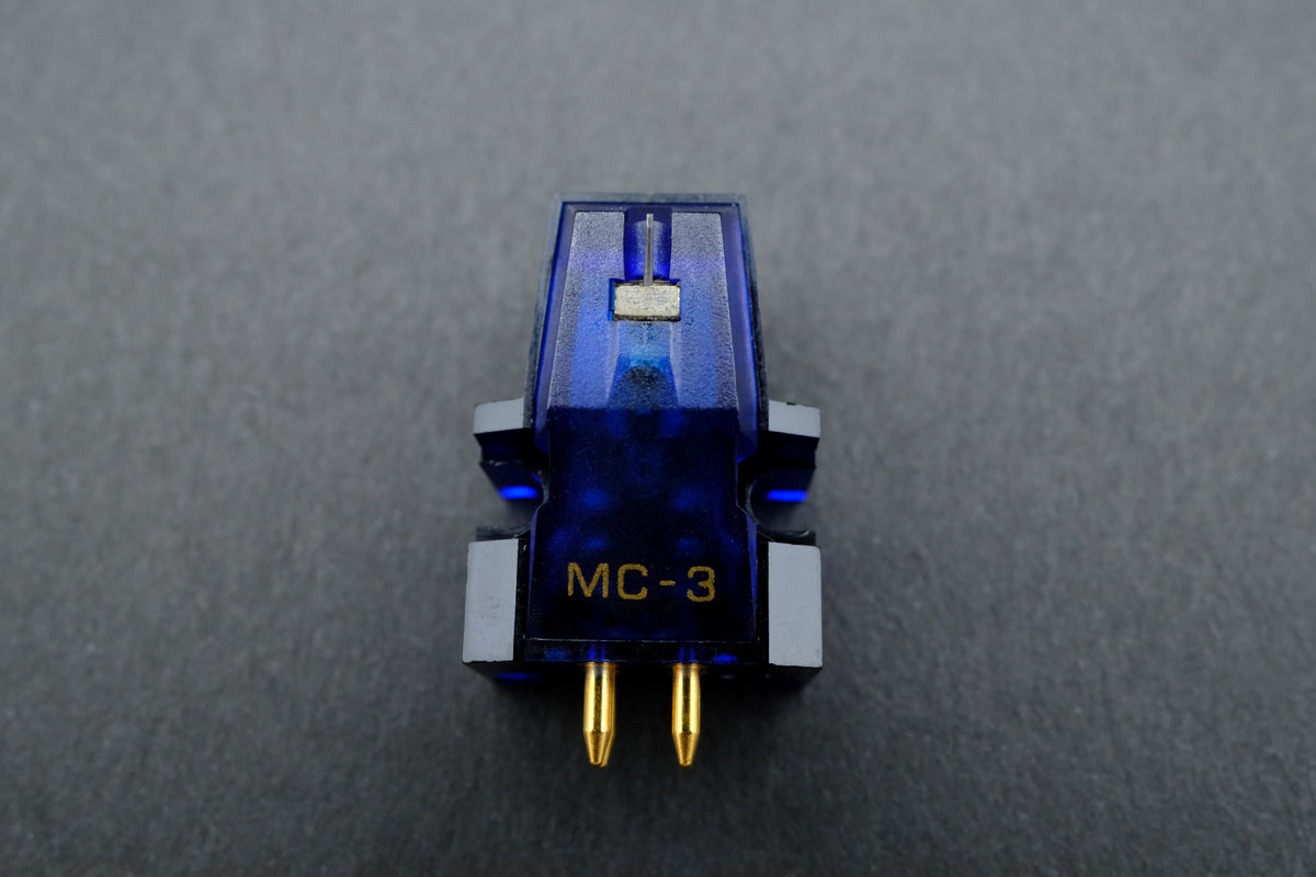 Yamaha MC-3 MC Cartridge – Beryllium Tapered Pipe Cantilever (02)