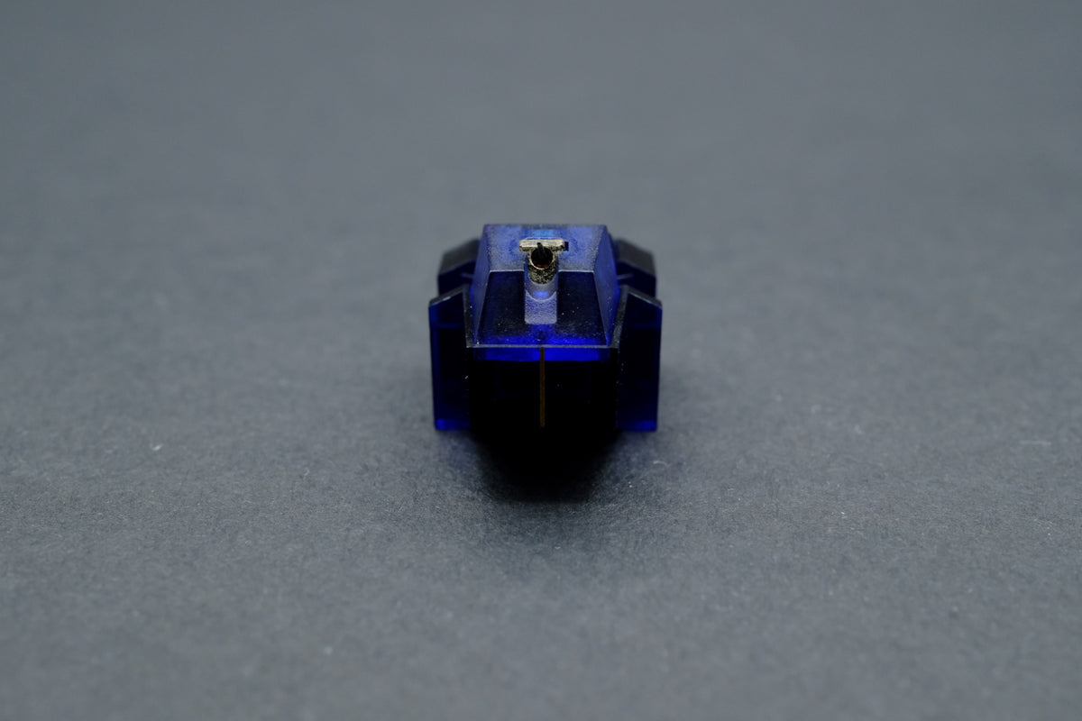 Yamaha MC-3 MC Cartridge – Beryllium Tapered Pipe Cantilever (02)