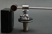 Load image into Gallery viewer, Grace Σ-709 Straight Tonearm Arm
