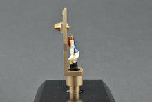 Load image into Gallery viewer, Fidelity Research FR RS-10 Champagne Gold Headshell shell / 11.3 g

