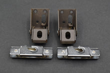 Load image into Gallery viewer, LUXMAN PD272 Dustcover Hinges Hinge Bracket x 2
