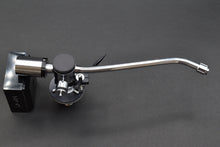 Load image into Gallery viewer, Grace G-940 Uni-Pivot One-Point Support Oil Damped Tonearm Arm
