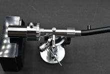 Load image into Gallery viewer, STAX UA-7/cf Carbon Pipe Tonearm Arm
