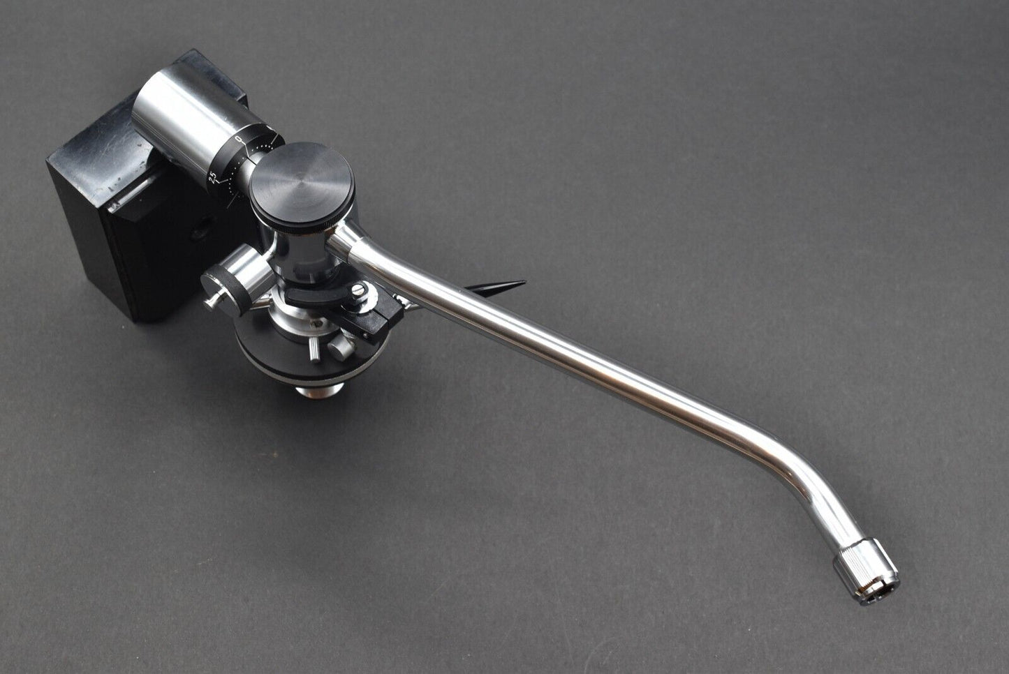 Grace G-940 Uni-Pivot One-Point Support Oil Damped Tonearm Arm