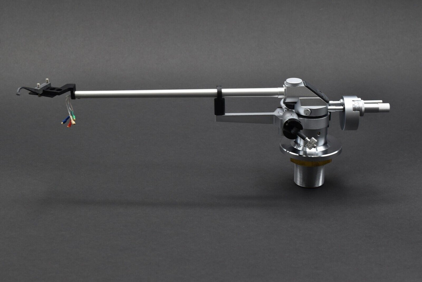 Audio Technica AT-1100 Straight Tonearm with ASP-1 **Pure Silver lead wire**