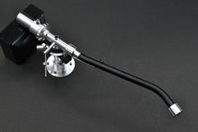Load image into Gallery viewer, STAX UA-7/cf Carbon Pipe Tonearm Arm
