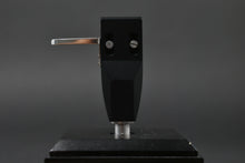 Load image into Gallery viewer, Technics EPC-96SSAD Cartridge with NOS !! Technics EPS-28STSD Stylus Needle
