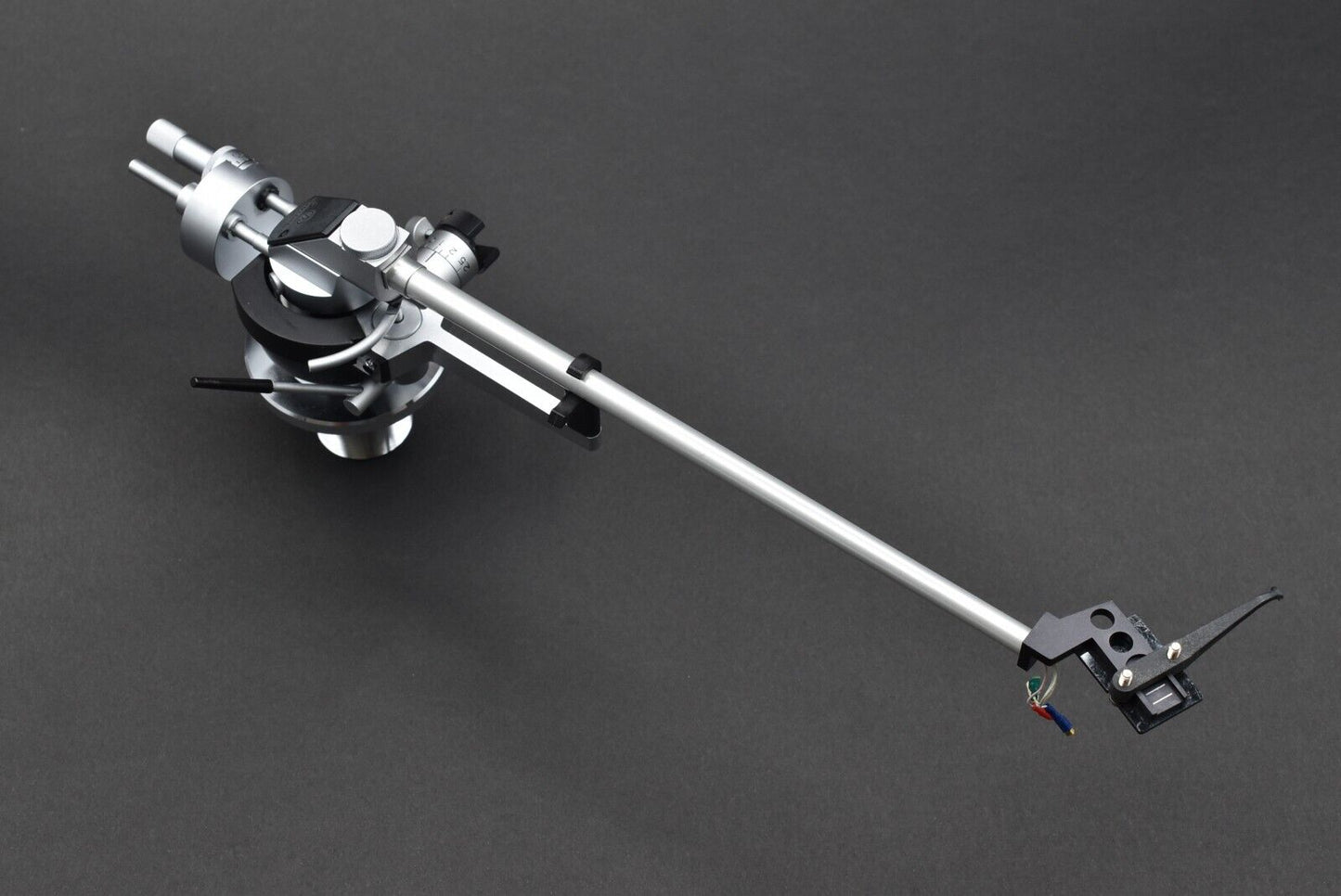 Audio Technica AT-1100 Straight Tonearm with ASP-1 **Pure Silver lead wire**