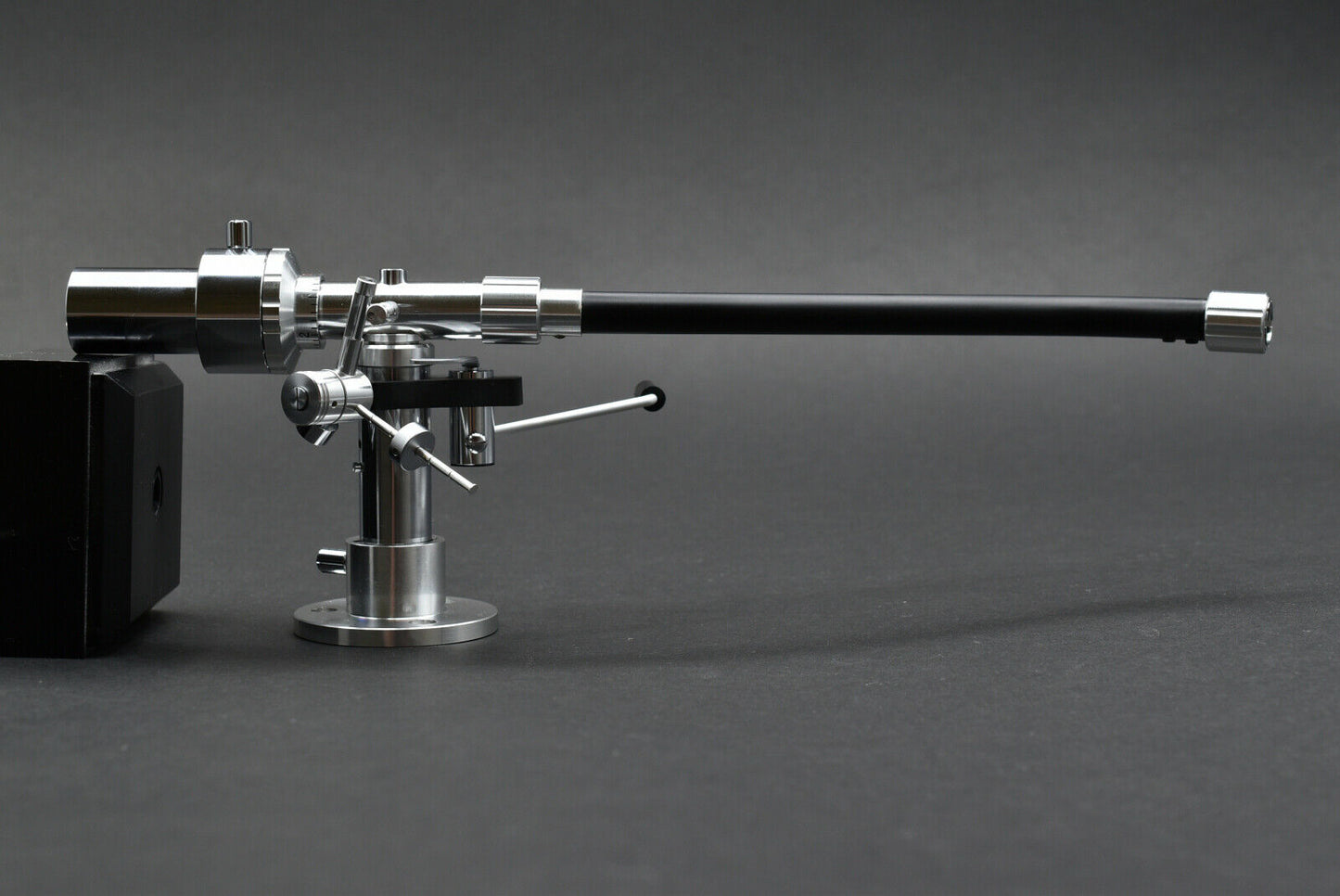 STAX UA-7/cf Carbon Pipe Tonearm Arm