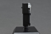 Load image into Gallery viewer, JVC Victor U-1E MM Cartridge **Duralumin Tapered Pipe Cantilever**
