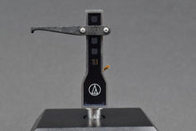 Load image into Gallery viewer, Audio Technica D-7 Silver Headshell shell / 8.2g
